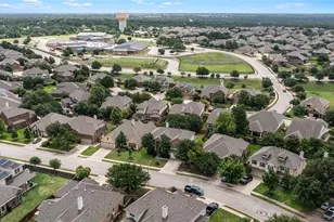 413 Monahans Dr, Georgetown, TX 78628 - Photo 36