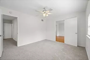 7707 Watson St, Austin, TX 78757 - Photo 12