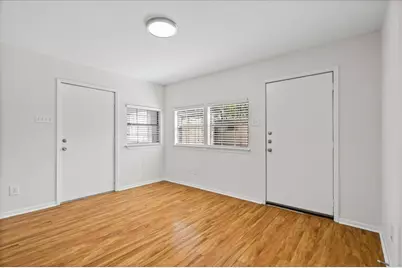 7707 Watson Street, Austin, TX 78757 - Photo 10