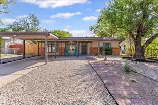 7707 Watson St, Austin, TX 78757 - Photo 26