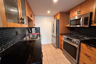 1800 Lavaca St, Austin, TX 78701 - Photo 2