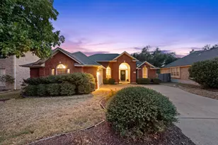 6925 Auckland Dr, Austin, TX 78749 - Photo 1