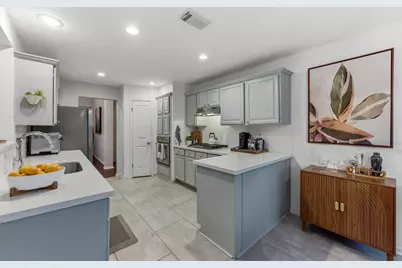 6925 Auckland Drive, Austin, TX 78749 - Photo 8