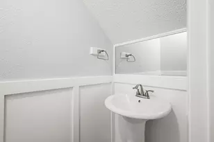 10905 Elm St, Jonestown, TX 78645 - Photo 18