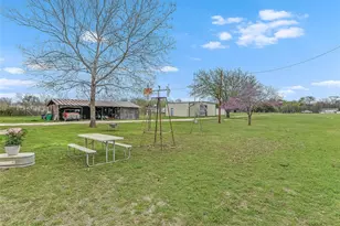 148 River Rd, Liberty Hill, TX 78642 - Photo 4