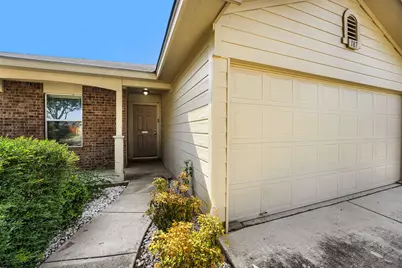 187 Ames Cove, Kyle, TX 78640 - Photo 2