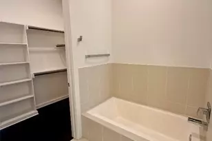 207 W Johanna St, Austin, TX 78704 - Photo 10