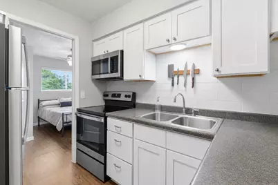 2801 Hemphill Park #A301, Austin, TX 78705 - Photo 4