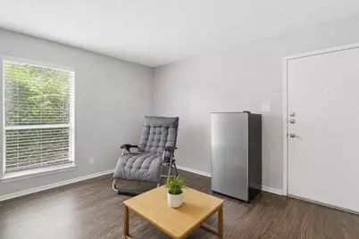2801 Hemphill Park #A301, Austin, TX 78705 - Photo 2