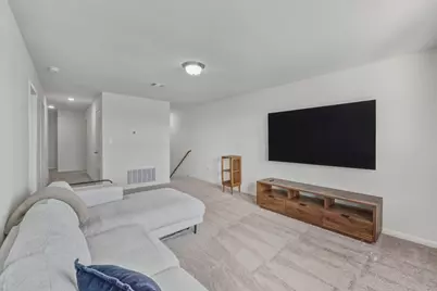 201 Wonderful Life Way, Jarrell, TX 76537 - Photo 22