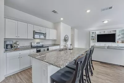 201 Wonderful Life Way, Jarrell, TX 76537 - Photo 14