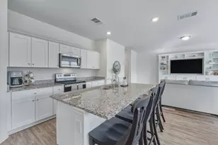 201 Wonderful Life Way, Jarrell, TX 76537 - Photo 14