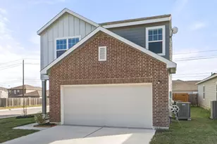 201 Wonderful Life Way, Jarrell, TX 76537 - Photo 4