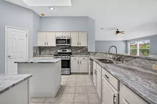4110 Paseo Dr, Austin, TX 78739 - Photo 4
