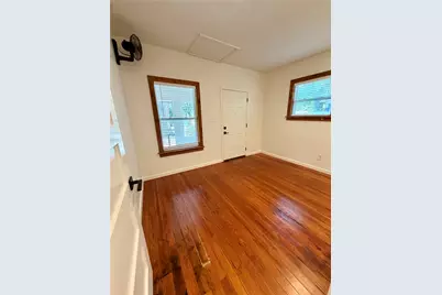2513 E Cesar Chavez Street, Austin, TX 78702 - Photo 6