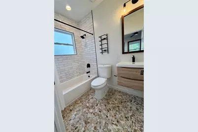 2513 E Cesar Chavez Street, Austin, TX 78702 - Photo 8