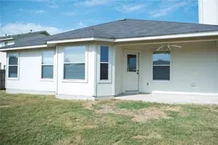 100 Lightfoot Ct, Hutto, TX 78634 - Photo 14