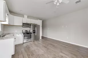 412 Booth St, Taylor, TX 76574 - Photo 8