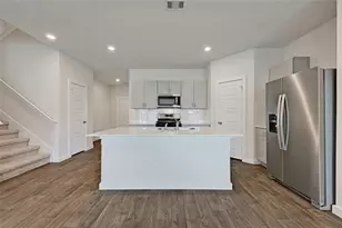 313 Merriman Rd, San Marcos, TX 78666 - Photo 8