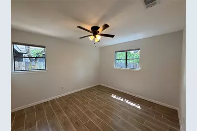 604 Gaylor Street #B, Austin, TX 78752 - Photo 4