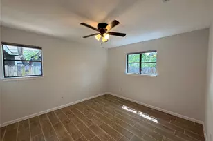604 Gaylor St, Austin, TX 78752 - Photo 4