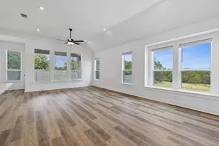 425 Hickory Spgs Trl, Georgetown, TX 78628 - Photo 14