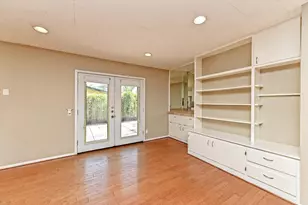 5205 Brookdale Ln, Austin, TX 78723 - Photo 4