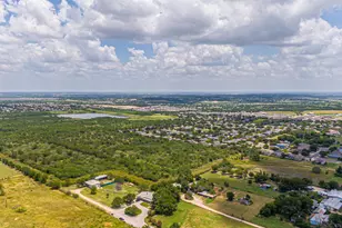 180 Onyx Lake Dr, Kyle, TX 78640 - Photo 26