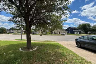 2112 Surrender Ave, Austin, TX 78728 - Photo 30