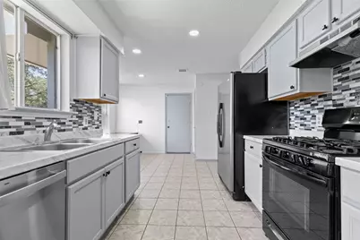 1702 Spiderlily View, Cedar Park, TX 78613 - Photo 12