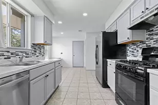 1702 Spiderlily View, Cedar Park, TX 78613 - Photo 12