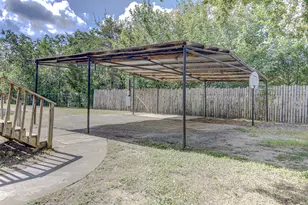 185 Peace Pipe, Smithville, TX 78957 - Photo 20