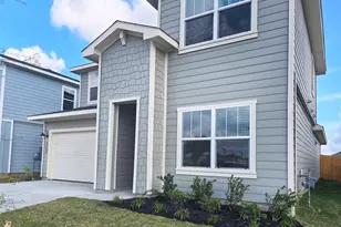 352 San Juan Trl, Bastrop, TX 78602 - Photo 2