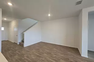 352 San Juan Trl, Bastrop, TX 78602 - Photo 16