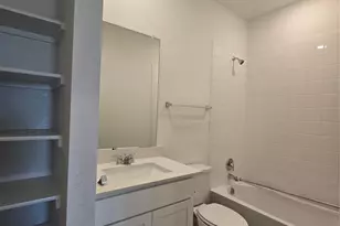 352 San Juan Trl, Bastrop, TX 78602 - Photo 6