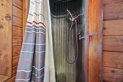 1815 Eckhardt Street, Taylor, TX 76574 - Photo 16