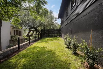1304 Travis Heights Boulevard, Austin, TX 78704 - Photo 34