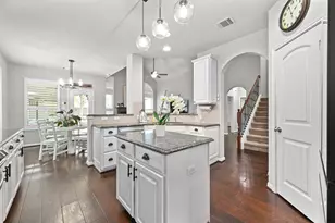 194 Treehaven Ct, Buda, TX 78610 - Photo 8