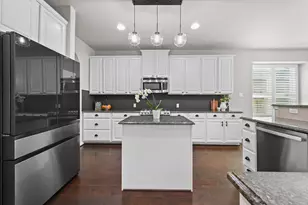 194 Treehaven Ct, Buda, TX 78610 - Photo 10