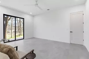 5013 Rob-Scott St, Austin, TX 78721 - Photo 30