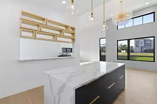 5013 Rob-Scott St, Austin, TX 78721 - Photo 10