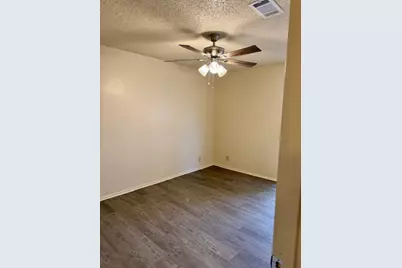 3001-B Parker Lane, Austin, TX 78741 - Photo 6