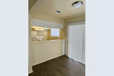 3001-B Parker Lane, Austin, TX 78741 - Photo 2