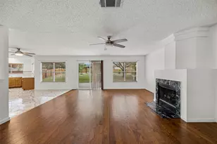 805 Catumet Dr, Pflugerville, TX 78660 - Photo 10