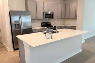 109 Corn Ln, Hutto, TX 78634 - Photo 4