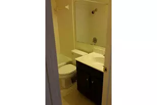 203 E 31st St, Austin, TX 78705 - Photo 8