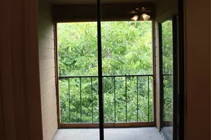 203 E 31st St, Austin, TX 78705 - Photo 26