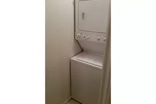 203 E 31st St, Austin, TX 78705 - Photo 6