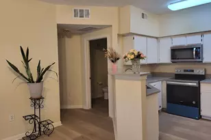 2320 Gracy Farms Ln, Austin, TX 78758 - Photo 4