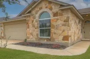 217 Teron Dr, San Marcos, TX 78666 - Photo 2